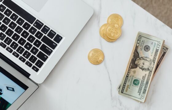 5 Best Cryptocurrency Books For Beginners (Even In 2022)